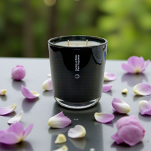 Load image into Gallery viewer, BLACK FRIDAY SALE | A Whopping 600g Soy Candle Black Glass Jar